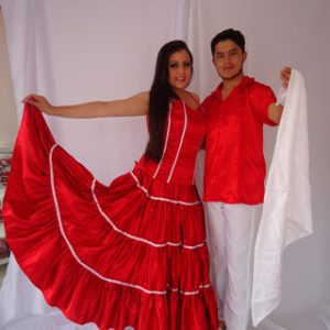 Cumbias rojo mujeres