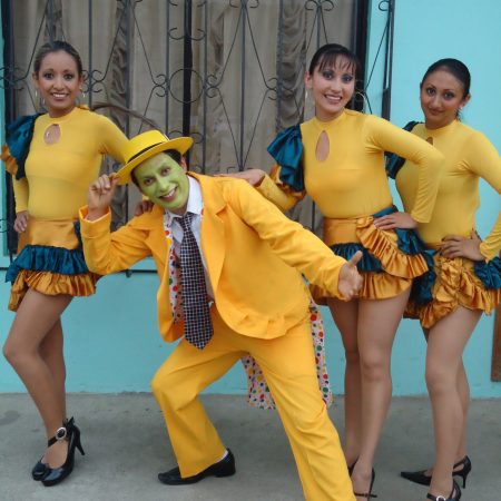 MODELO MASCARA HOMBRE