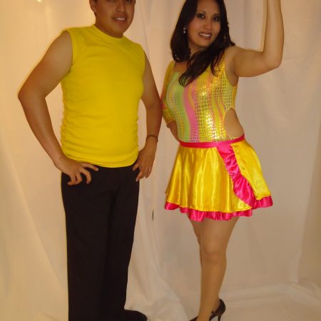 MODELO CASCABEL AMARILLO NIÑA