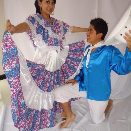 MODELO PANAMEÑO NUEVO HOMBRE