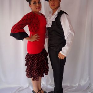 Modelo españoles vestido rojo adultos hombres