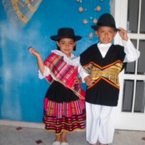 Modelo tejidas negras niñas
